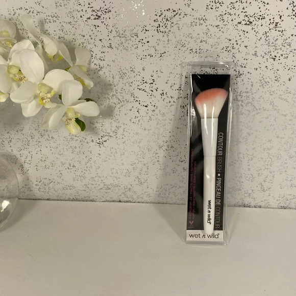 🆕 Wet n Wild Contour Brush - 2pk - Picture 1 of 5